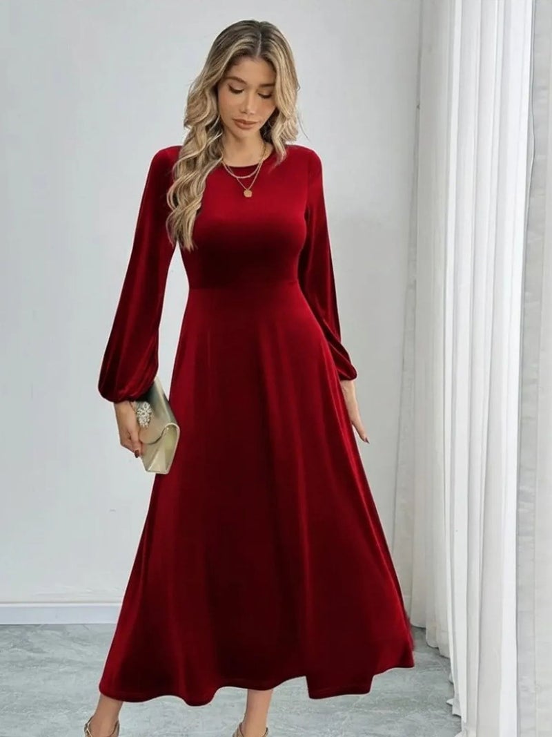 Jane's JANES Velvet Midi Dress with Crew Neck - Image 3
